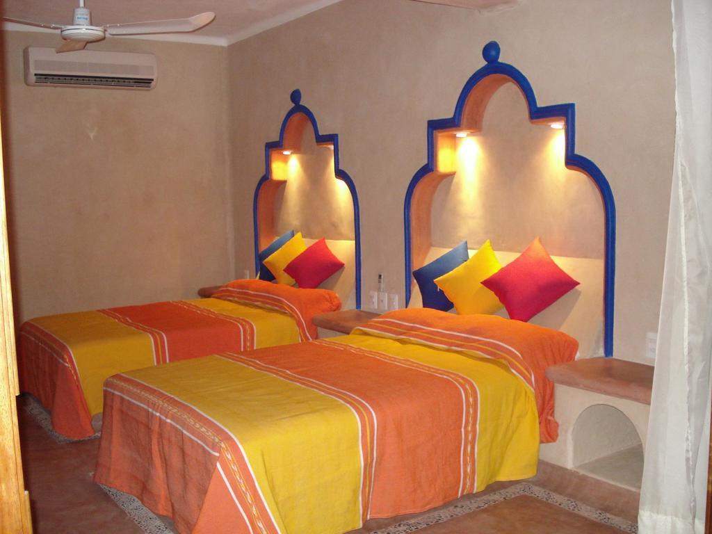 Villa Del Pescador Zihuatanejo Oda fotoğraf